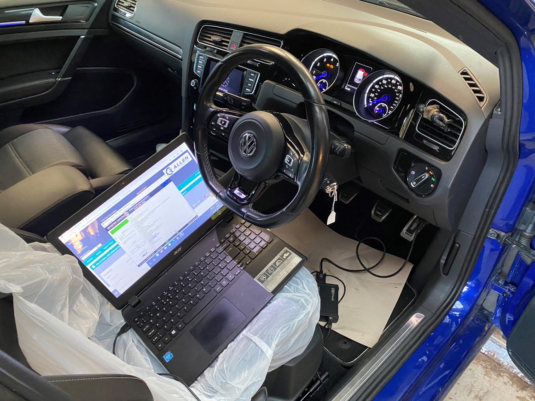 Diagnostics and live data checks